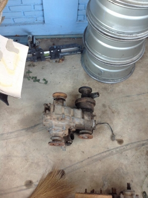 ต้องการขาย เกียร์slow4หัว suzuki caribian