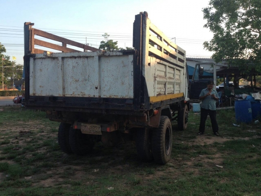 ขายรถบรรทุก 6 ล้อดัมพ์ ISUZU 145 แรงม้า ราคา 450000