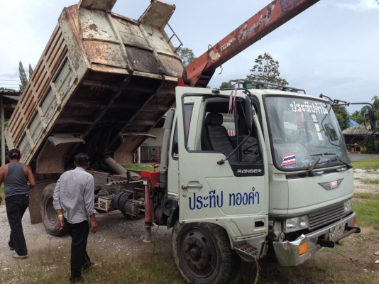 ขายรถบรรทุก 6 ล้อดัมพ์ HINO FF หน้ากากทอง ใส่หัวไฮเทค เครื่อง EH700 168 แรงม้า ราคา 550000