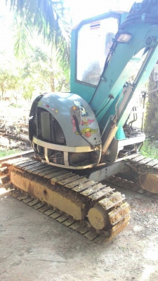 ขายรถแบคโฮ KOBELCO SK30UR เปลี่ยนโซ่ใหม่ทั้งคู่ ราคา 350000