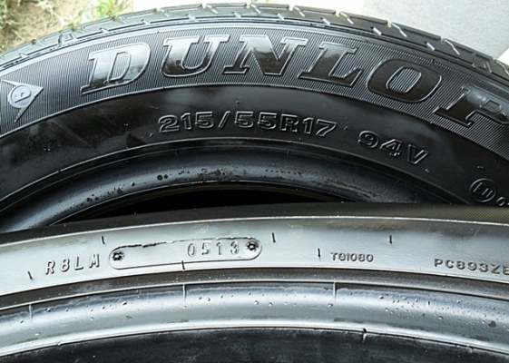 ยางขอบ17 ดันล็อป 215-55-R17ลงพื้นปลายปี13(4เส้น3,600บ) ยางขอบ17 ดันล็อป 215-55-R17ลงพื้นปลายปี13(4เส้น3,600บ)