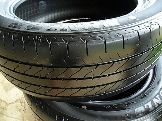 ยางขอบ17 ดันล็อป 215-55-R17ลงพื้นปลายปี13(4เส้น3,600บ) ยางขอบ17 ดันล็อป 215-55-R17ลงพื้นปลายปี13(4เส้น3,600บ)