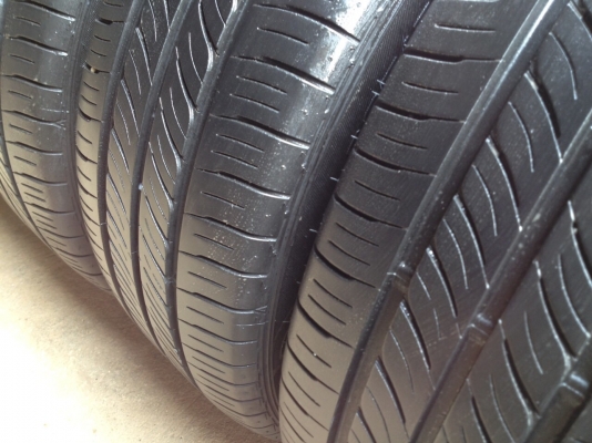 ยางDUNLOP 205 55R16ปี2014สวยดอกเยอะ5เส้น ยางDUNLOP 205 55R16ปี2014สวยดอกเยอะ5เส้น