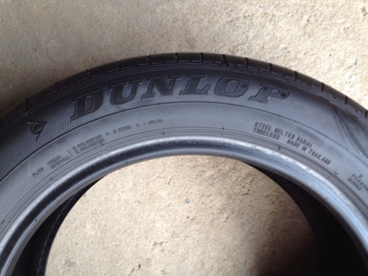 ยางDUNLOP 205 55R16ปี2014สวยดอกเยอะ5เส้น ยางDUNLOP 205 55R16ปี2014สวยดอกเยอะ5เส้น