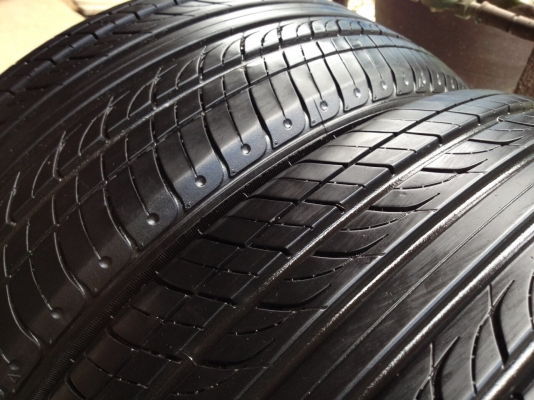 ยางTHUNDERER 205 55R16ลงพื้นปี2015สวยไร้ที่ติ1คู่ ยางTHUNDERER 205 55R16ลงพื้นปี2015สวยไร้ที่ติ1คู่