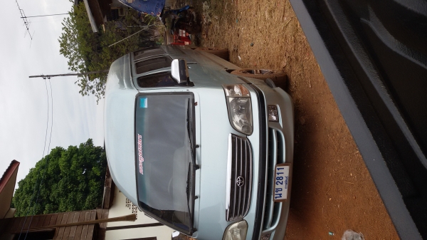 รถตู้หลังคาสูงหัวจรวจราคาถูก