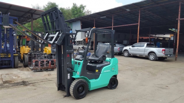 รถยก MITSUBISHI 1.5 ตัน เสาสูง 4.50 เมตร เครื่องดีเซล เกียร์ธรรมดา งาเทได้