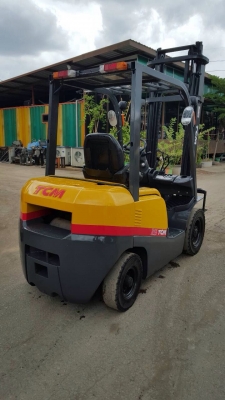 รถยก TCM FD25T3  น้ำหนักยก 2.5 ตัน เสาสูง 4 เมตร เครื่องดีเซล เกียร์ออโต้