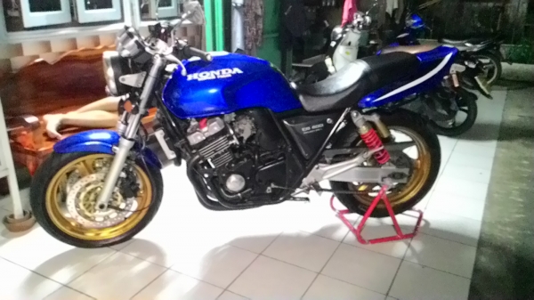 ขายcb400 ปี95 ขายcb400 ปี95