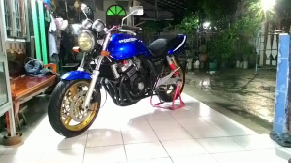 ขายcb400 ปี95