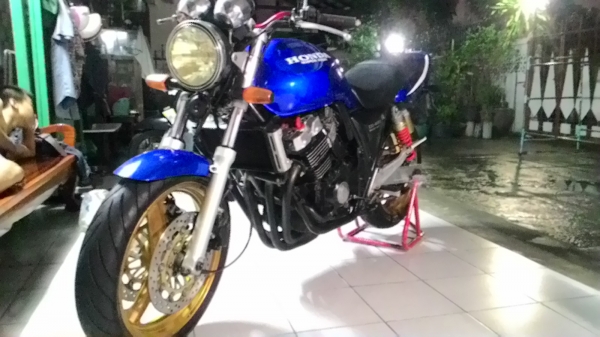 ขายcb400 ปี95 ขายcb400 ปี95
