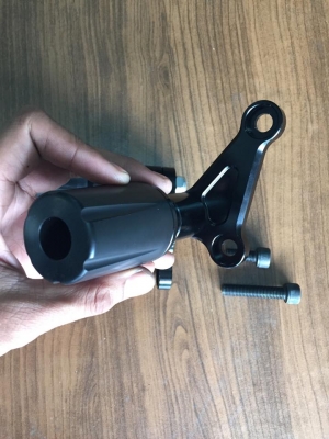 กันล้มกลาง Yamaha-R3 ของไหม่ ราคาถูกมากๆ