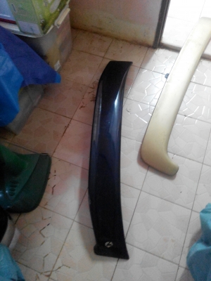 ขอขายสปอยเลอร์หลังสภาพดี อันละ1,000