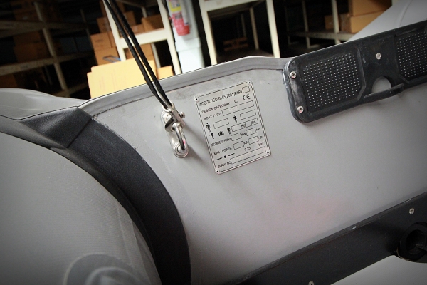 ขายเรือยางท้องลมพื้อนอลูมิเนียม 360 พร้อมร่มครับ ใหม่ไม่เคยลงน้ำ