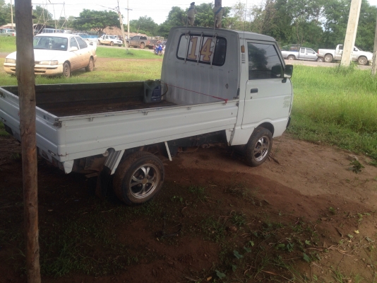 ขายครับกะป้องามๆเครื่องดีคัสซีงามๆ4เกียร์เดินหน้าทะเบียนขาดหลายปีชุดโอนพร้อมครับ