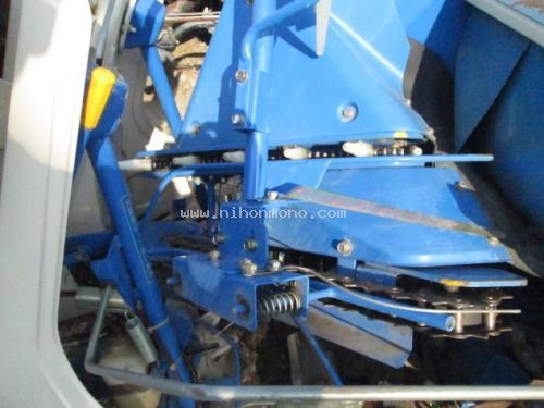 ขายรถเกี่ยวข้าวเดินตาม    ISEKI   HL60 รหัสสินค้า : 80802446   Line ID: nihonmono  หรือเพิ่มเติมไดที่ www.nihonmono.com