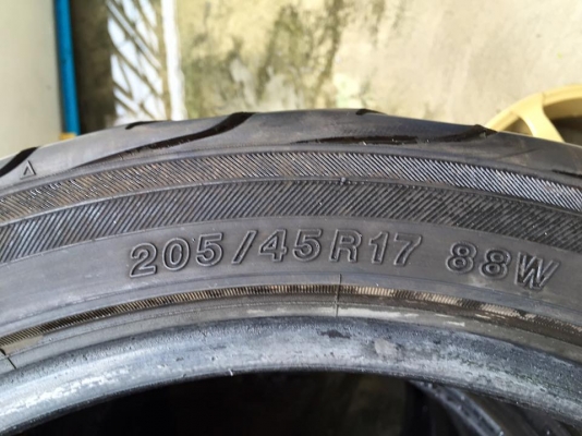 ล้อ RAY VERSUS 17/5/100 ออฟ35 กว้าง7 ล้อแท้ made in Japan