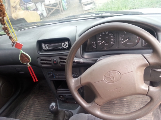 ขายรถเก๋ง TOYOTA COROLLA รุ่น XE.Saloon ปี 43