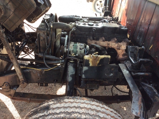 HINO10ล้อ (KT 725) เบรคลมดัน 2เพลา ท้ายลาด พร้อมเฮี๊ยบ5ตัน เครื่องดี ครัทซีสวย ขาย 600,000 บาท (ศุภากร 081-1903107, 0814252943)