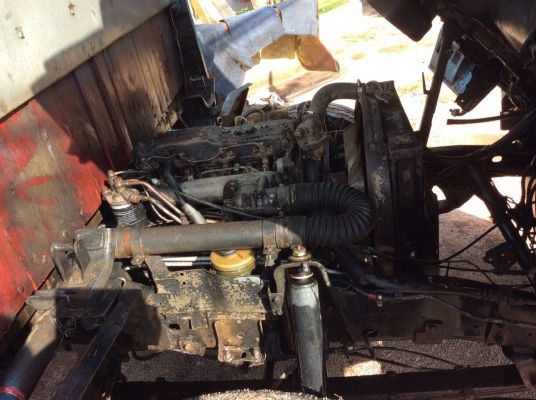 HINO10ล้อ (KT 725) เบรคลมดัน 2เพลา ท้ายลาด พร้อมเฮี๊ยบ5ตัน เครื่องดี ครัทซีสวย ขาย 600,000 บาท (ศุภากร 081-1903107, 0814252943)