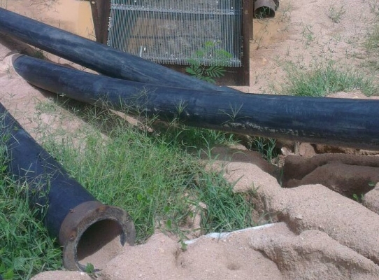 ขายเรือดูดทรายท้องแบน 830000 บาท