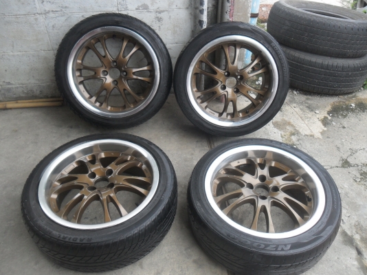 ล้อแม็ก 17นิ้ว 4รู100 พร้อมยาง สวยๆ 4 ล้อ ราคา 6700 บาท
