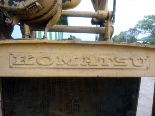 ขายรถตักล้อยางโคมัตสุ ใช้งานปรกติครับ 081-3535-948