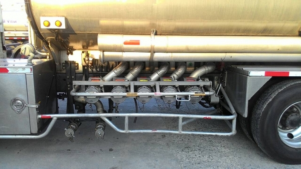 ขาย รถ10ล้อบรรทุกน้ำมัน FVM 230 20,000 ลิตร ถัง HEIL