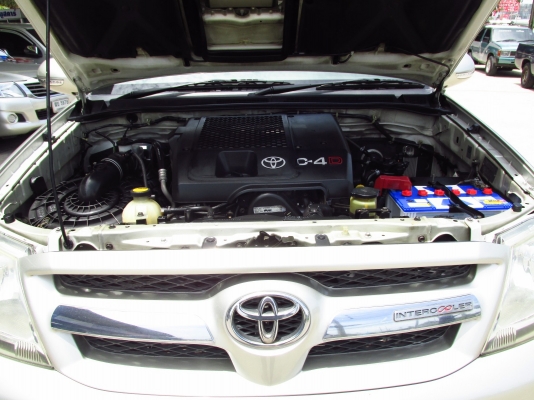 TOYOTA HILUX VIGO 4DR 2.5 MT ปี 2005 TOYOTA HILUX VIGO 4DR 2.5 MT ปี 2005