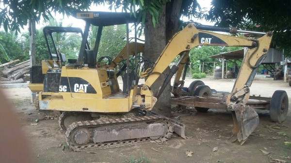 ขายแบคโฮ+รถเทเลอร์ + รถยนต์