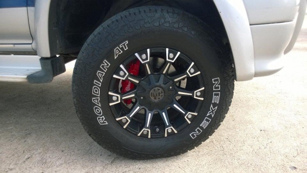 พี่ฝากลงขาย  Toyota sport rider 2.5 D4D ปี 04 สนใจติดต่อจ่าอู๋ 096-6921181