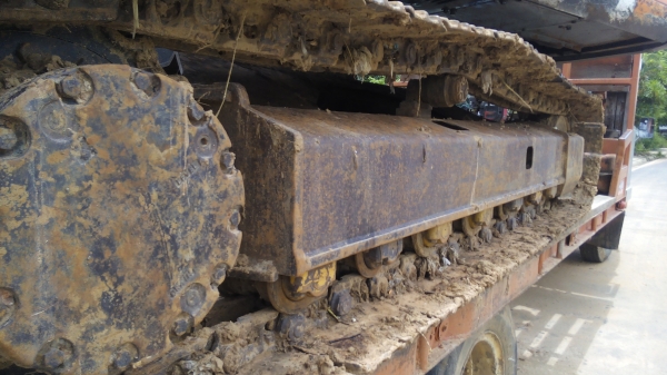 ขายรถแบคโฮ HITACHI E120-2