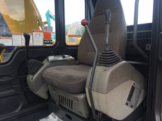 ขายรถแมคโครPC60-7สภาพพร้อมใช้งานสนใจติดต่อ0851562314บอยคับ