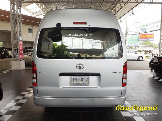 TOYOTA HIACE COMMUTER 2.5 D4D ปี 2010