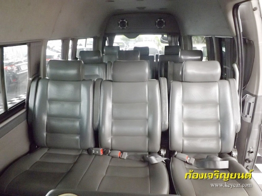 TOYOTA HIACE COMMUTER 2.5 D4D ปี 2010