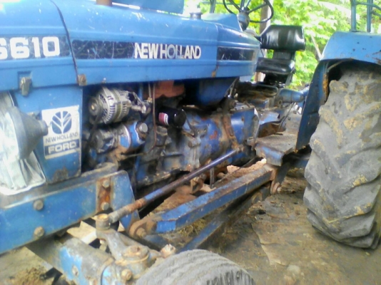 ขายรถไถฟอร์อด 6600 ตัวเต็มสวยๆ