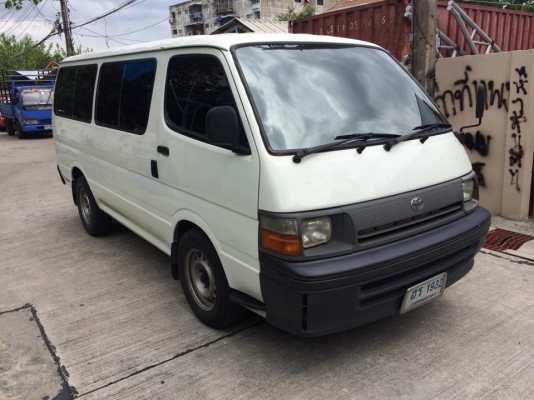 รถตู้หลังคาเตี้ย เดิมๆ เครืองดีเซล พวงมาลัยเพาเวอร์ ไม่แพง