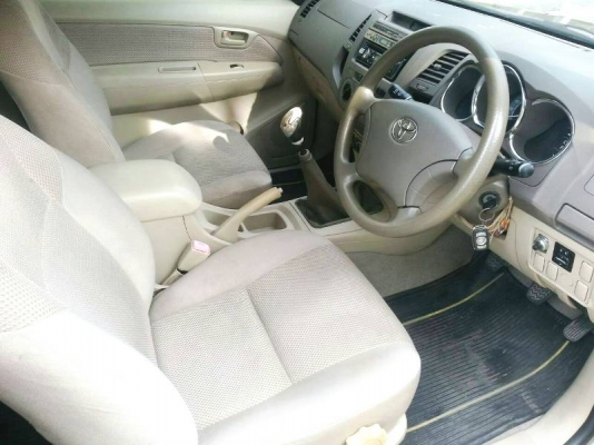 TOYOTA VIGO D4D 2.5 ปี 06 E ไมล์ 140000