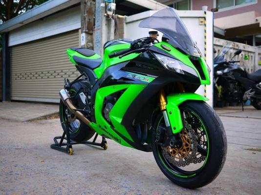 ขาย Kawasaki Zx10 ปี 2014 สภาพนางฟ้า พร้อมทะเบียนแท้ รถสวยมาก