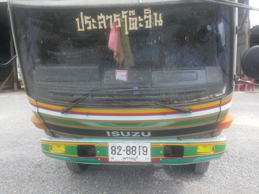 ขาย isuzu   หกล้อยาว   175  แรง