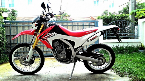 ขายCRF250 รถใช้น้อยๆ เดิมๆ กริ๊บๆ ไมล์5,xxxโล