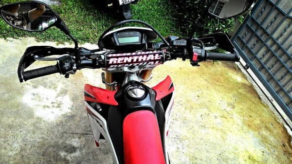 ขายCRF250 รถใช้น้อยๆ เดิมๆ กริ๊บๆ ไมล์5,xxxโล