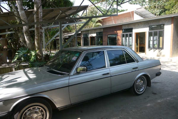 ขาย Benz 300D ดีเซล ออโต้ ขับดีมาก ขาย Benz 300D ดีเซล ออโต้ ขับดีมาก