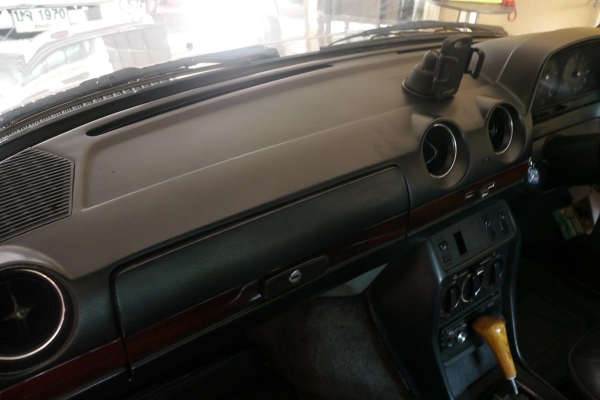 ขาย Benz 300D ดีเซล ออโต้ ขับดีมาก ขาย Benz 300D ดีเซล ออโต้ ขับดีมาก