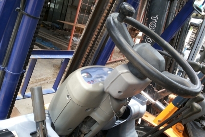 ขายด่วนรถยกKOMATSU FG25-12 ยก2.5ตันเสาสูง3เมตรยางหน้าคู้รถนอกนำเข้ายังไม่เคยใช้งานในเมืองไทยเลย=รุ่นใหม่ขายถูกๆๆ ขายด่วนรถยกKOMATSU FG25-12 ยก2.5ตันเสาสูง3เมตรยางหน้าคู้รถนอกนำเข้ายังไม่เคยใช้งานในเมืองไทยเลย=รุ่นใหม่ขายถูกๆๆ