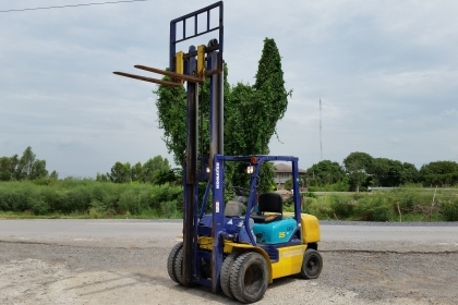 ขายด่วนรถยกKOMATSU FG25-12 ยก2.5ตันเสาสูง3เมตรยางหน้าคู้รถนอกนำเข้ายังไม่เคยใช้งานในเมืองไทยเลย=รุ่นใหม่ขายถูกๆๆ ขายด่วนรถยกKOMATSU FG25-12 ยก2.5ตันเสาสูง3เมตรยางหน้าคู้รถนอกนำเข้ายังไม่เคยใช้งานในเมืองไทยเลย=รุ่นใหม่ขายถูกๆๆ