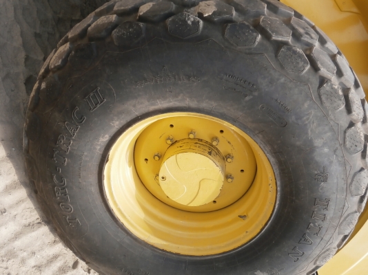 รถขุดบูมยาว 15 เมตร Kobelco SK200LC-3 #YQ-03105 เก่านอก จอดอยู่ที่บางปะอิน อยุธยา รถขุดบูมยาว 15 เมตร Kobelco SK200LC-3 #YQ-03105 เก่านอก จอดอยู่ที่บางปะอิน อยุธยา