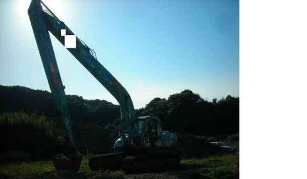 รถขุดบูมยาว 15 เมตร Kobelco SK200LC-3 #YQ-03105 เก่านอก จอดอยู่ที่บางปะอิน อยุธยา รถขุดบูมยาว 15 เมตร Kobelco SK200LC-3 #YQ-03105 เก่านอก จอดอยู่ที่บางปะอิน อยุธยา