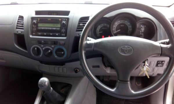 2011 VIGO 2.5J Smart CAB ใช้น้อยสภาพดี วิ่ง 90,000กว่าโล 2011 VIGO 2.5J Smart CAB ใช้น้อยสภาพดี วิ่ง 90,000กว่าโล