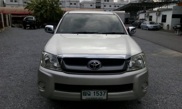 2011 VIGO 2.5J Smart CAB  ใช้น้อยสภาพดี วิ่ง 90,000กว่าโล